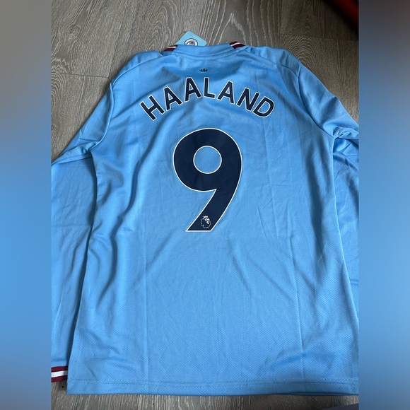 Machester City official HAALAND jersey - Picture 2 of 2